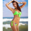 Maillot de bain corbeille effet push-up bleu et motif floral